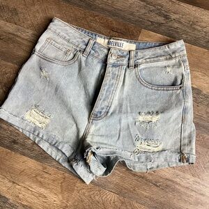 Melville Distressed Women Shorts